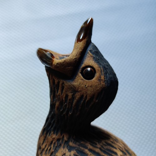 Statua scultura uccellino affamato HW Harry Whyte vintage ceramica australiana firmata vintage - Foto 4 di 10