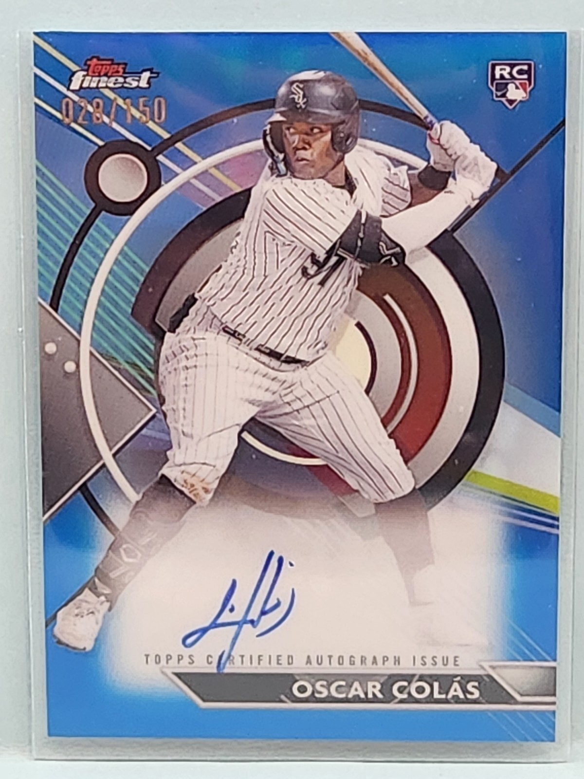 2023 Topps Finest Oscar Colas Blue Refractor Auto RC 28/150- White Sox