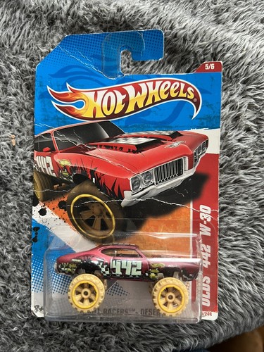 Hot Wheels Thrill Racers Desert 5/6 Red Olds 442 W-30 Spielzeugauto 185/244