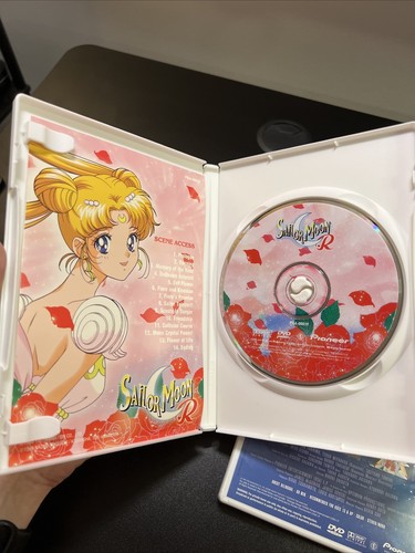 Sailor Moon Movies S, R, And Super S DVD Set - Picture 9 of 12