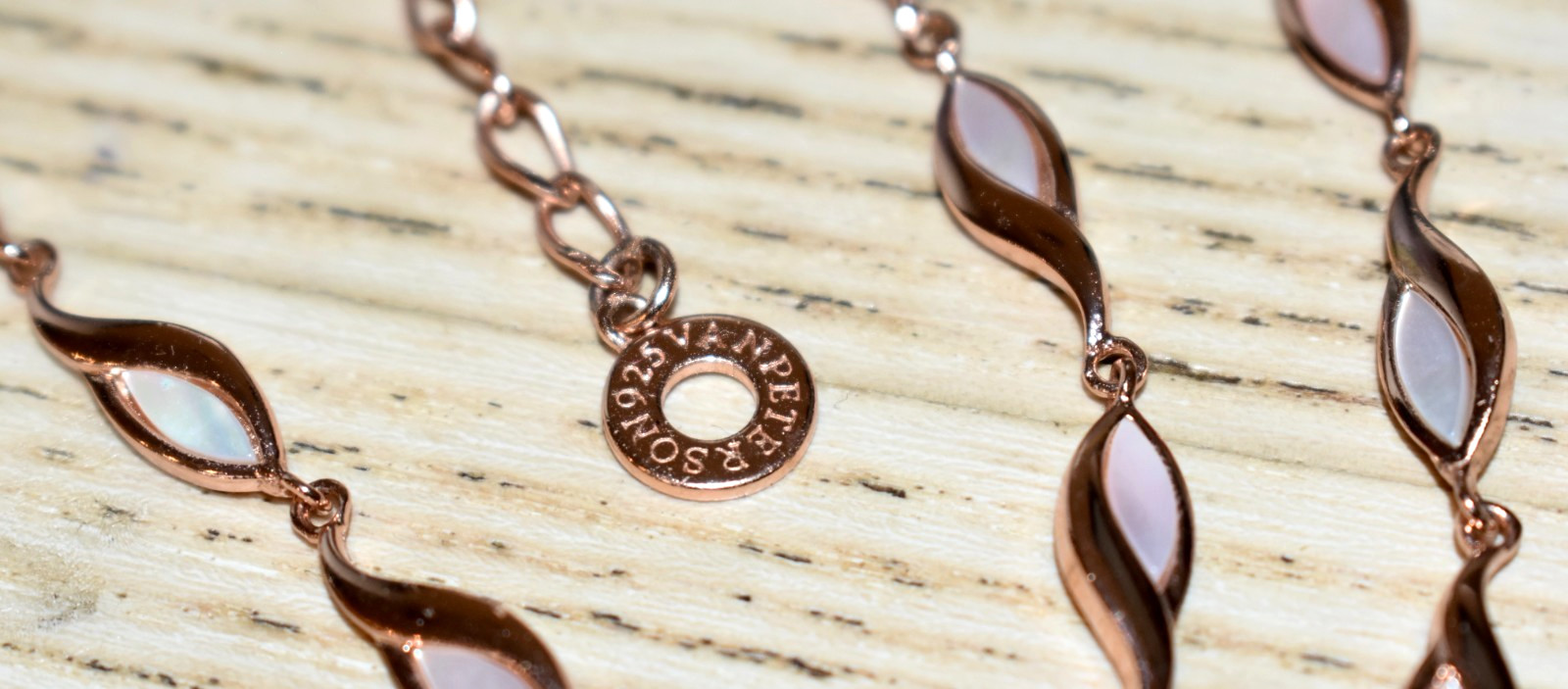 VAN PETERSEN London Rose Gold Vermeil Stg Silver MOP 44Cm Leaf Necklace RRP $800 image 4