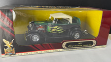 1932 Ford Roadster Street Rod Road Signature 118 Scale Diecast New In Box