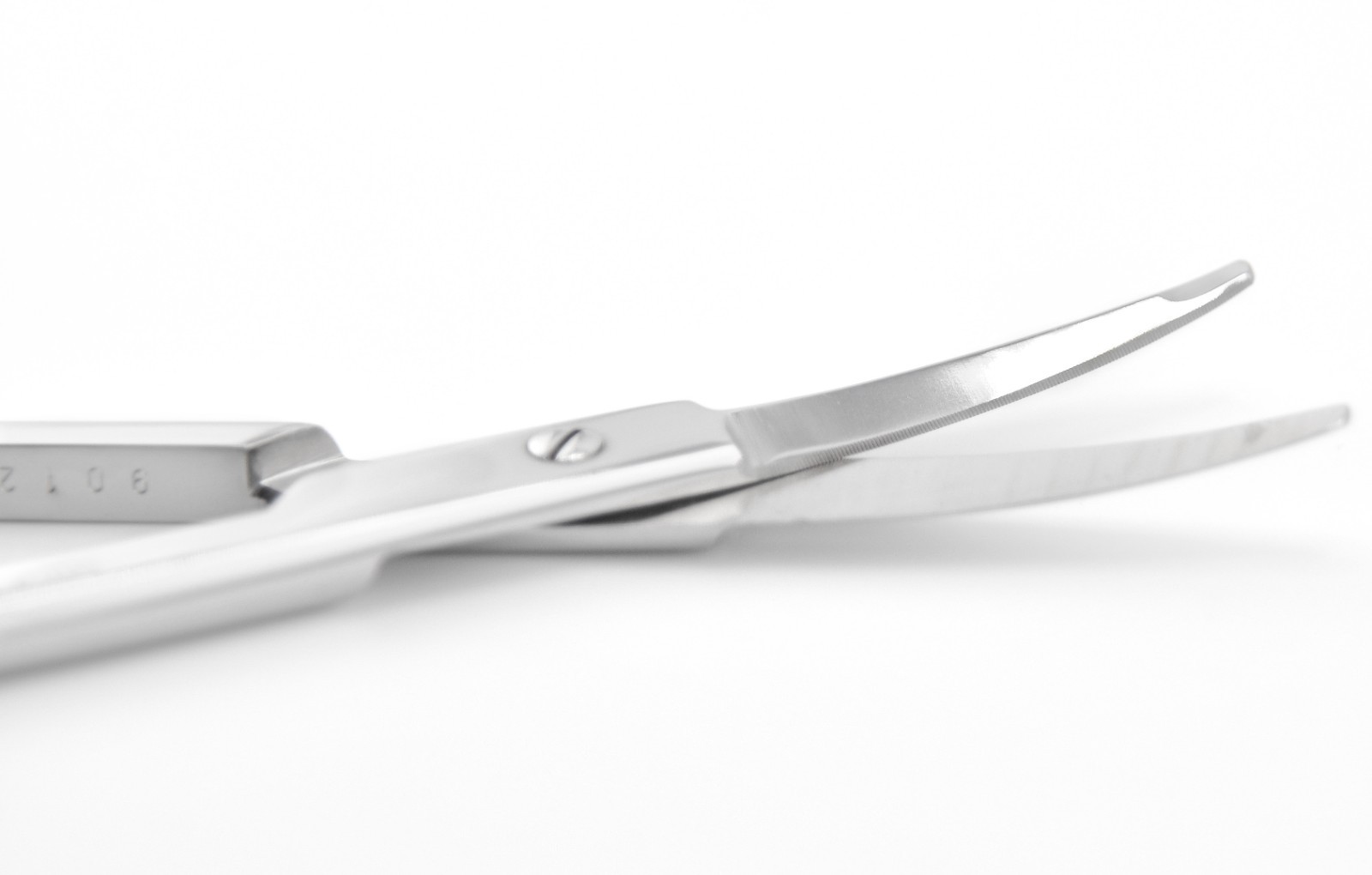 MICRINS RAZOR-EDGE PR879-R Gorney-Freeman Face Lift Dissecting Scissors 7"