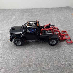 LEGO Technic 9395 + 8293 Pick-Up Tow Truck With Motorized Winch / Tow Lift READ!