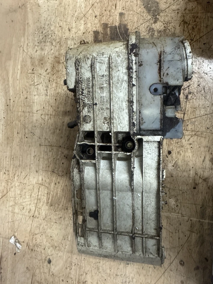 Chasis motosierra Stihl MS192TC MS193T USADO CUERPO estuche con tanques (128767B) Foto 2 de 4