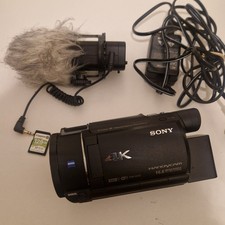 Sony AX53 Ultra HD 4K Handycam® CMOS sensor 20x Zoom WiFi + 128gb Sd