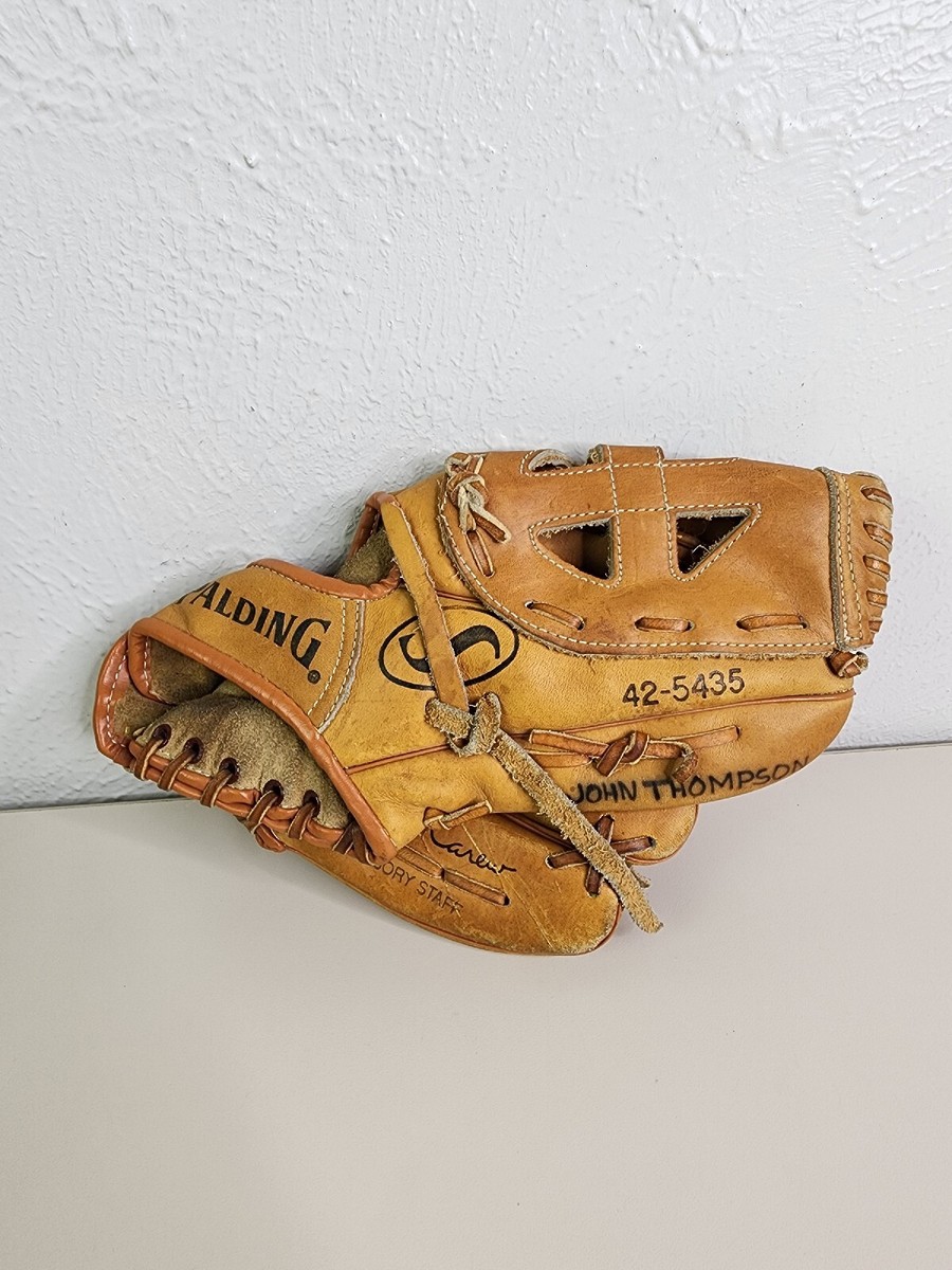 Vtg Spalding Rod Carew 10.5