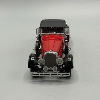 Franklin Mint 1928 Stutz Black Hawk Boattail Speedster 1/24 Scale