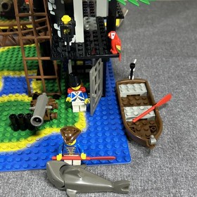 LEGO Pirates Forbidden Island 6270 Boxed Set  w/ Mini Figures & Instructions*See
