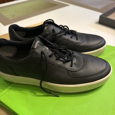 Ecco Men's Black Leather Casual Sneaker with White Sole US 9