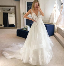 Boho Wedding Dress Straps Lace Appliques Chapel Train Wedding Gown Ivory Tulle