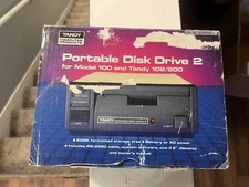 Tandy Portable Disk Drive 2 Model 100 102/200 + Original Box, Cords, Manual NICE