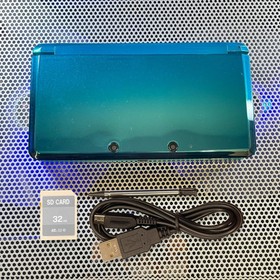 Nintendo 3DS Console Region Free Very Good Cond 32GB SD USB Cable Stylus Tested