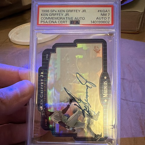 Upper Deck 1996 SPx Ken Griffey Jr Auto RC Insert #KGA1 PSA/DNA