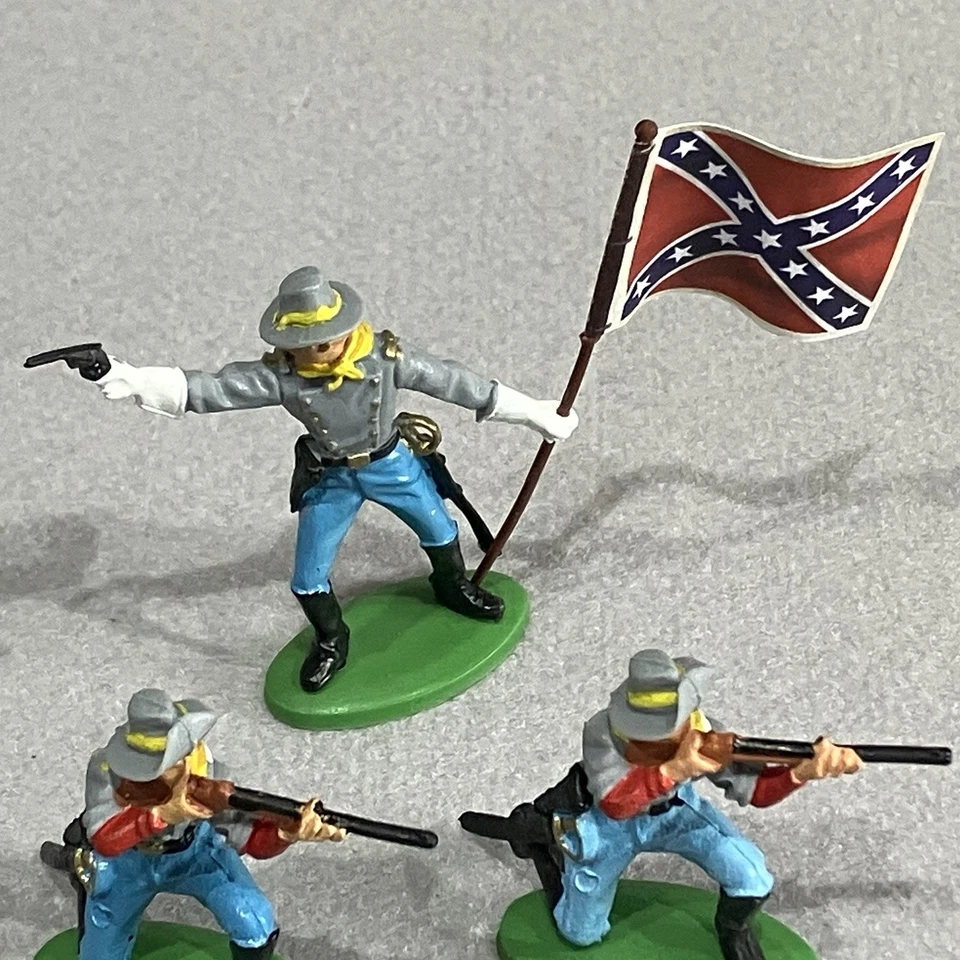 Britains Compatible Herald 8x US Civil War South Infantry Soldiers (DSG) - Image 2 of 4