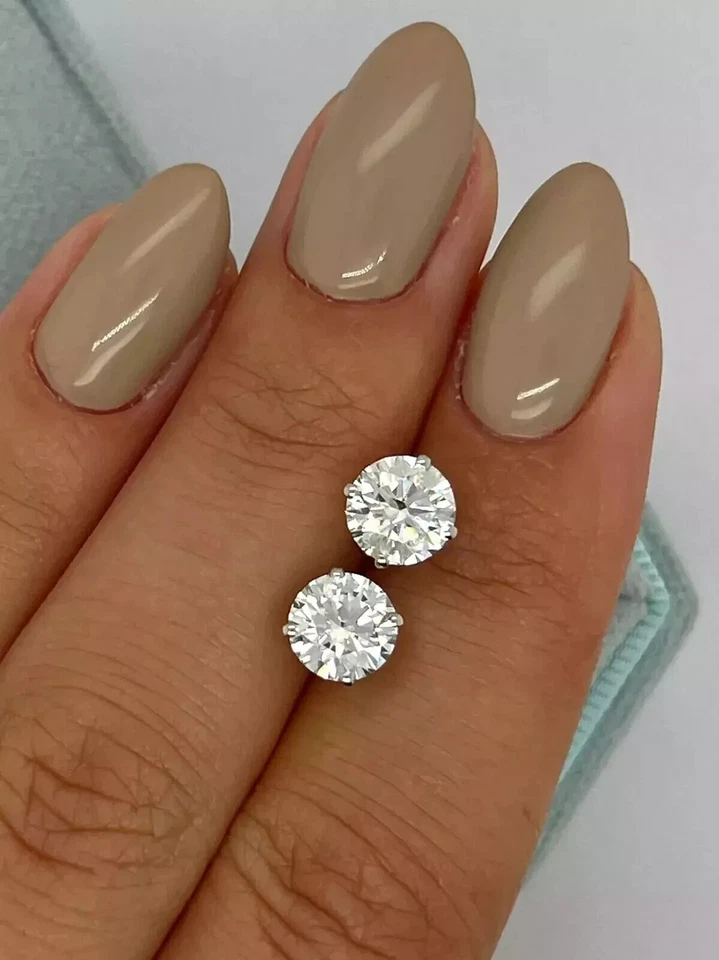 Aretes de diamantes solitario de $32000 con certificación IGI 4,20 quilates E VVS2 14 k Foto 4 de 4