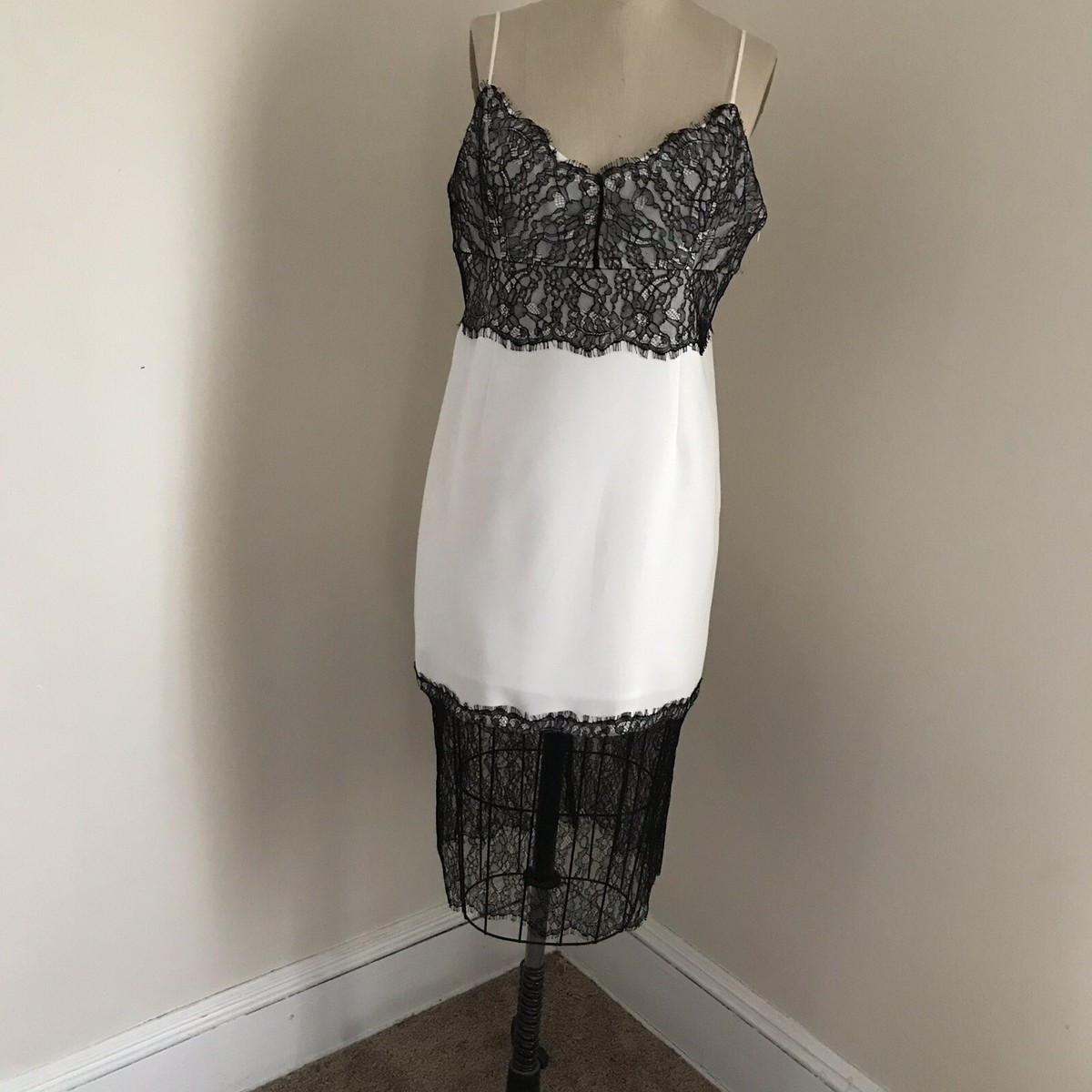 Nicholas Dress Ivory Black Lace Slip Dress Spaghetti Straps US 6 Nicholas Dress Ivory Black Lace Slip Dress Spaghetti Straps US 6