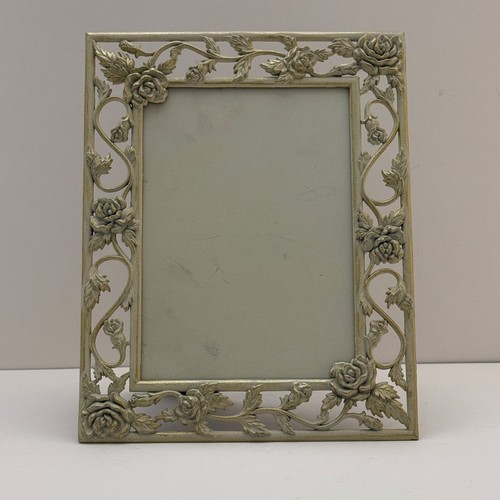 Vintage Floral Design Photo Frame for 5x7 Inch Picture Elegant Tabletop Display - Picture 2 of 10