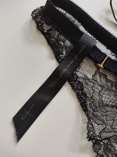 Tisja Damen Divine Peephole Bra and Ouvert Brief Set Black size S/M - Picture 10 of 10