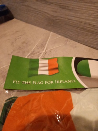 Pair Of CAR WING MIRROR SOCKS FLAGS COVERS, IRELAND IRISH EIRE Door Mirror - Picture 3 of 4