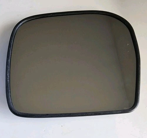 Toyota Tacoma passenger right door mirror GLASS OEM 00-04 LH