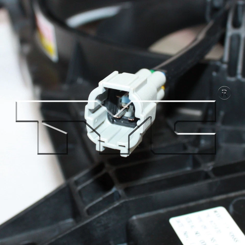 Conjunto de ventilador condensador y radiador doble TYC 622470 para Nissan Cube 09-14 Foto 4 de 4