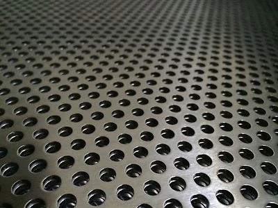 Alulochblech Balkonverkleidung (RV5-8) - Individuelle Maße - 2,0mm dick - Neu - Bild 1 von 2