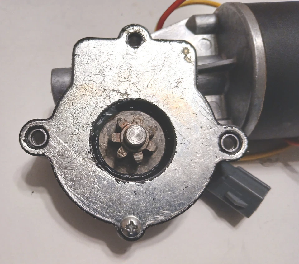 Nuevo 1977 1978 1979 Lincoln Mark V puerta izquierda ventana motor con engranaje de 7 dientes Foto 2 de 3