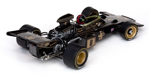 Quartzo 18280 Lotus 72D Winner British GP 1972 - Emerson Fittipaldi 1/18 Scale - Picture 2 of 9