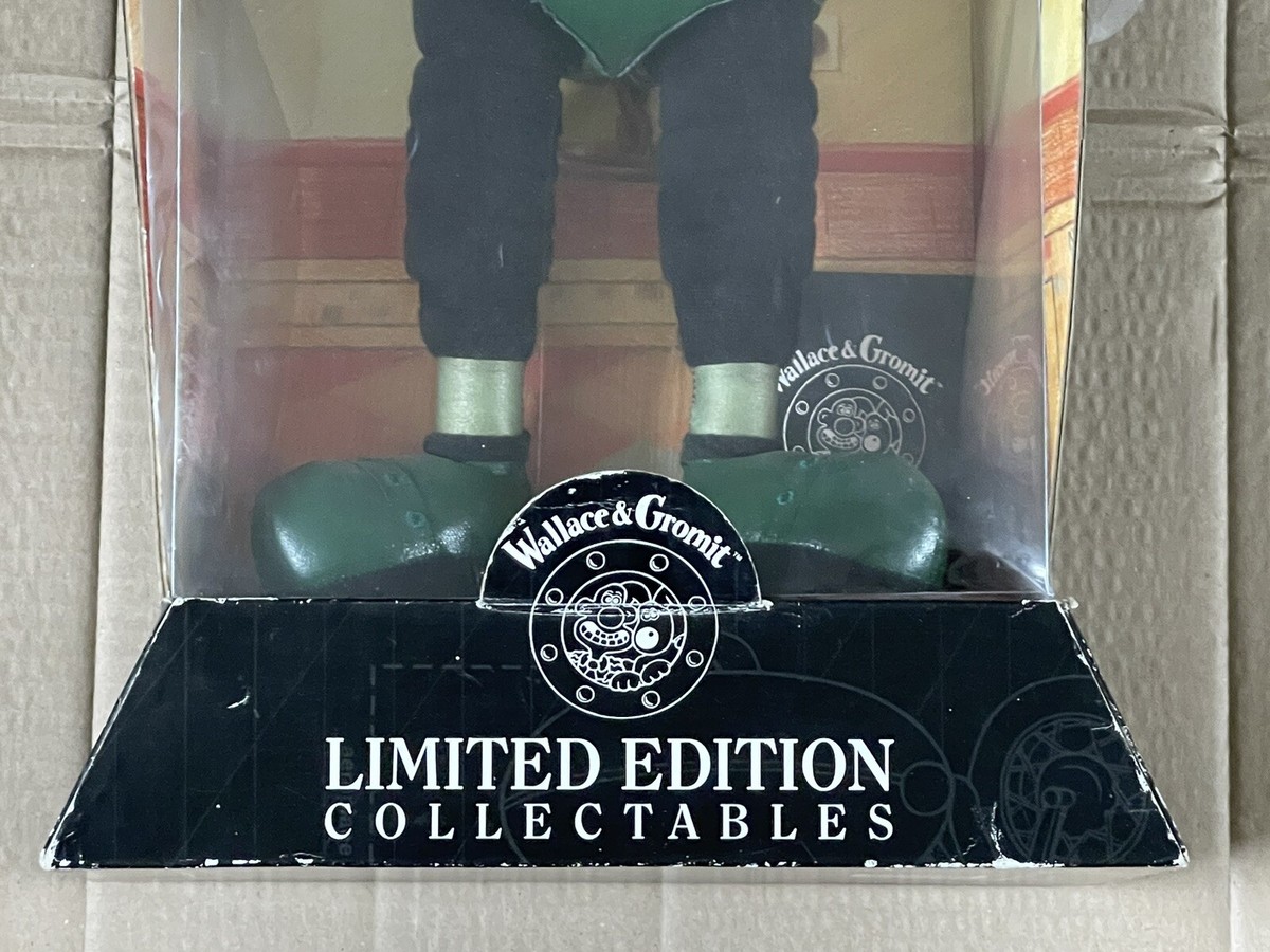 Wallace & Gromit Limited Edition Wallace In His Wrong Trousers