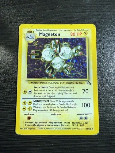 Magneton 11/ 62 Fossil Unlimited Holo Rare WotC 1999 Vintage Pokemon TCG Card