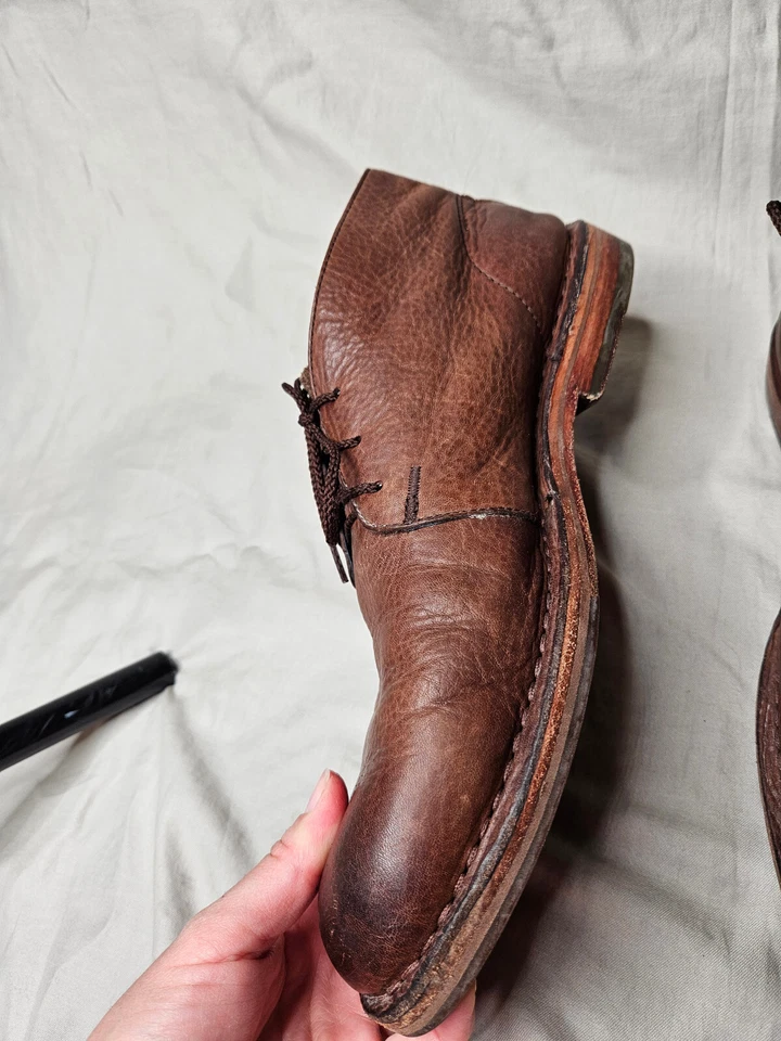 Botas masculinas Cole Haan Chukka deserto tamanho 9.5 marrom couro desgastado biqueira redonda - Imagem 4 de 4