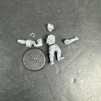 40K: Astra Cadian Shock Troops Grenade Launcher Kit 1 Model