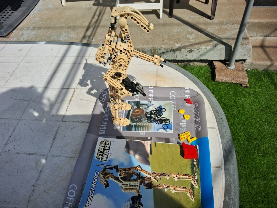 LEGO Technic 8001 Battle Droid, photo 3 sur 5