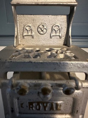 Antique Cast Iron Toy Stove by Royal 1920u0026#039;s | eBay