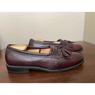 Allen Edmonds Mens Bridgeton Kiltie Loafer Shoes Burgundy  display picture 1
