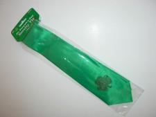 NEW NIP Green Tie St Patrick's Day Shamrock