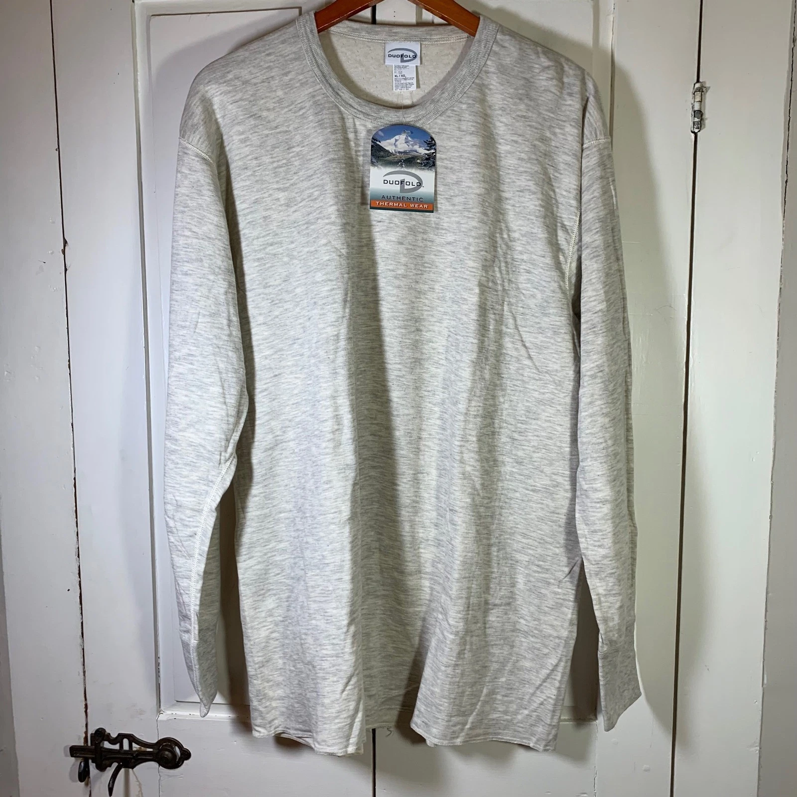 Duofold Mens XL Thermal Shirt Gray Wool Blend Long Sleeve Base Layer Made in USA
Opens in a new wind
