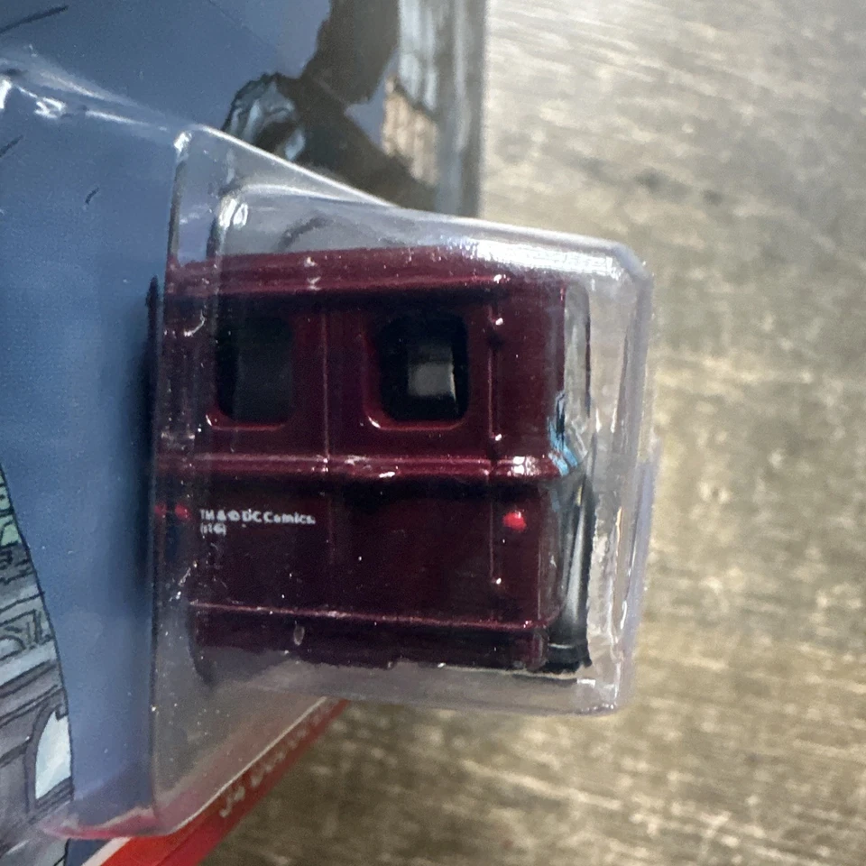 2016风火轮DC漫画蝙蝠侠34道奇送货巴士 — 第 4/4 张图片