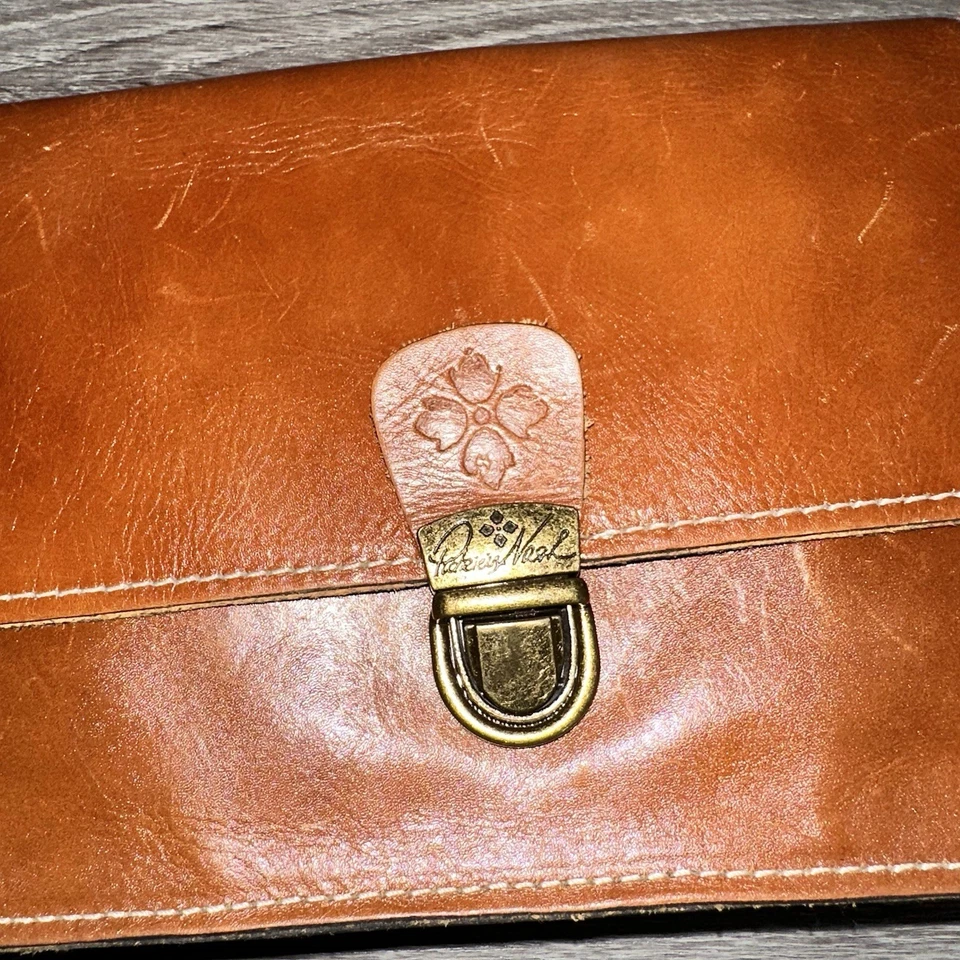 Bolso Bandolera Patricia NashLanza Bolso sin asas Muñequera Heritage Cuero Tostado Foto 4 de 4