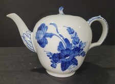 Royal Copenhagen Blue Flower Tea Pot Excellen...