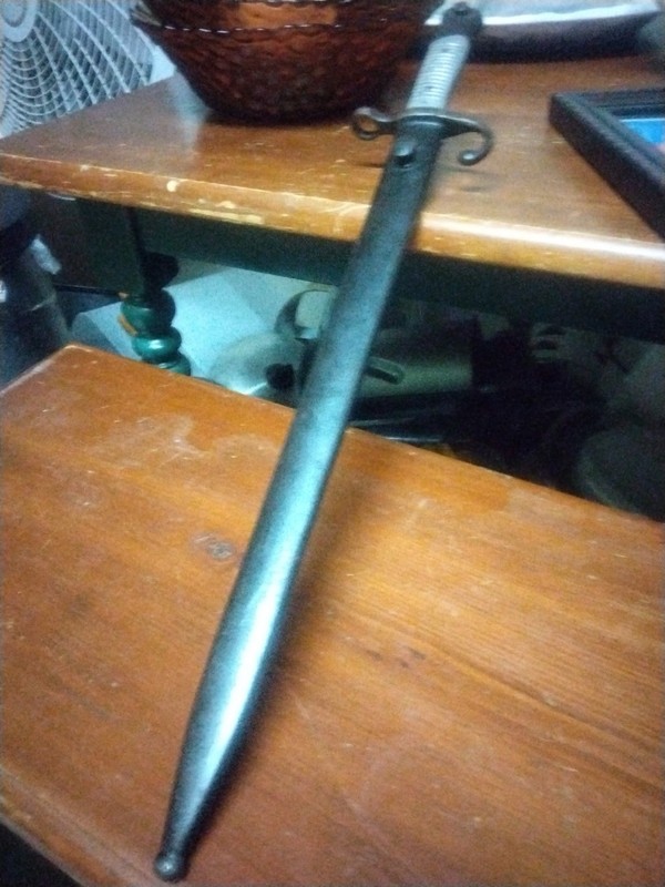 Reproduction Metal Dagger Hidden Tang Straight Double Edge Black/Silver