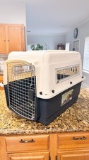 Petco Home  Travel Premium Dog Carrier / Kennel   Medium/Large