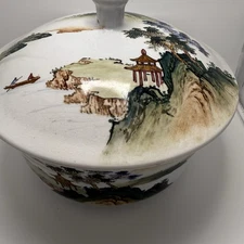 Asian Round Covered Tureen Vegetable Serving Bowl Vietnam￼