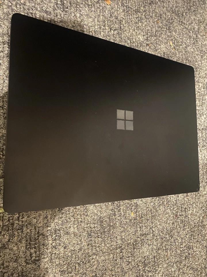 Microsoft Surface Laptop 3 13.5" Táctil i5-1035G7 8GB RAM 256GB SSD Win 11 Pro Foto 3 de 4