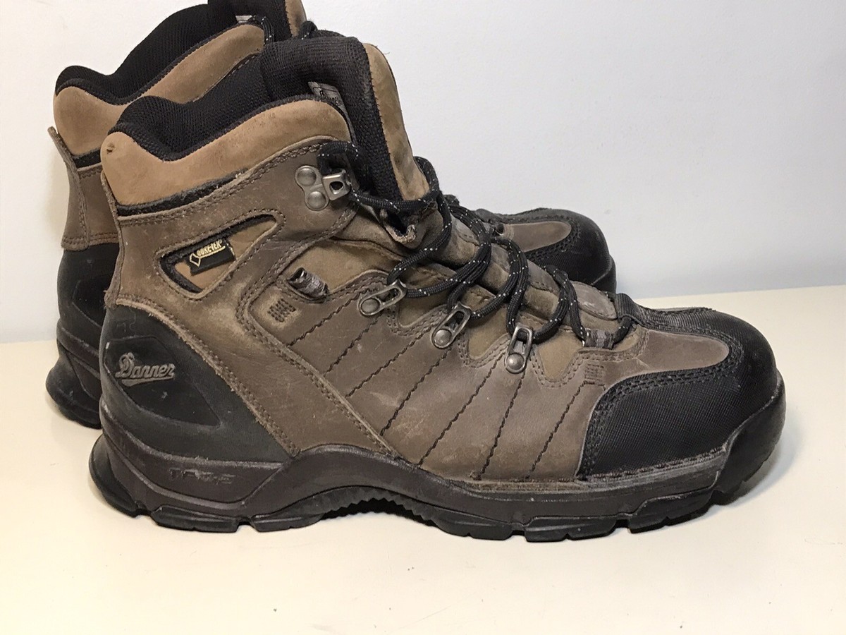 Danner Mt Defiance 5.5 Brown and Black Leather Waterproof Hiking Boot DANNER Mt Defiance 5.5 main image 2