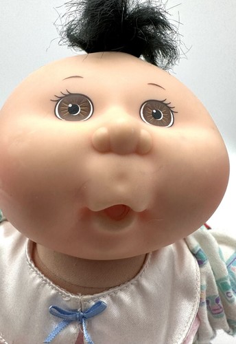 Vintage First Edition 1991 Cabbage Patch Doll Brown Eyes Black Hair W/outfits - Picture 5 of 15