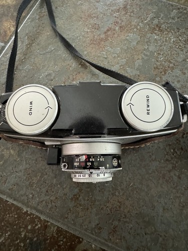 Vintage Argus a-four w/ 44mm f/3.5 Coated Cintar Lens (1953-1956) - Picture 8 of 12