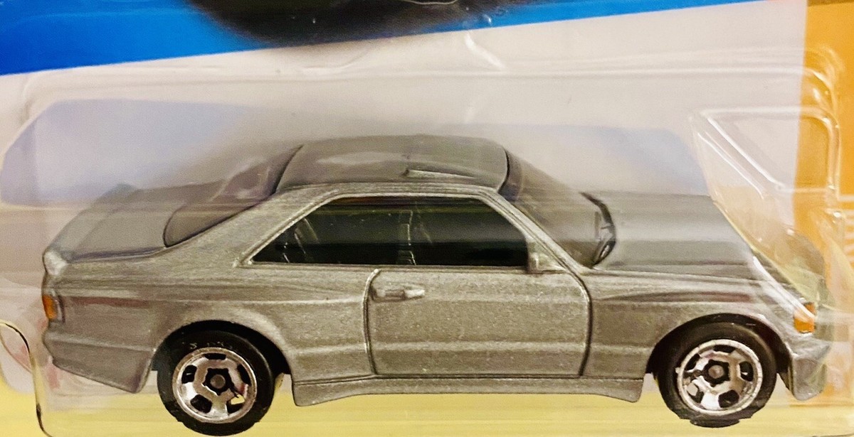 ミニカー Hot Wheels 1989 Mercedes vs DODGE VAN Hot Wheels