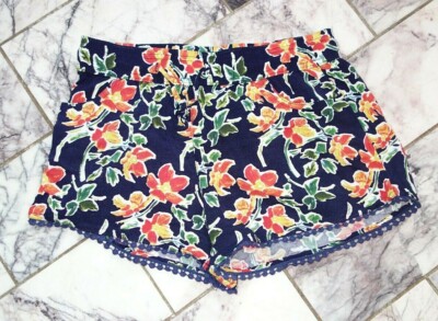FRESH MADE  -  total hübsche Shorts aus Viskose - Gr. M